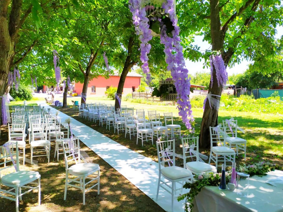 Agriturismo Corte Dei Landi Cade Екстериор снимка